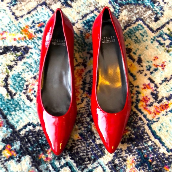 STUART WEITZMAN Red Patent Leather Low Wedge - Picture 1 of 7